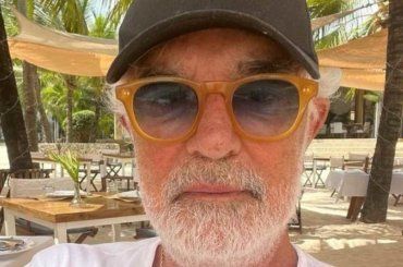 Flavio Briatore, avete mai visto il suo jet privato? Non è per tutti i ricchi