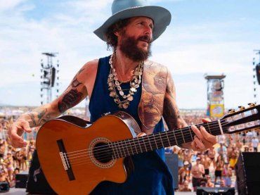 Jovanotti, come sta l’artista dopo l’intervento al femore: giorni difficili ma sereni