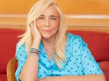 Mara Venier nonna rock, convinta dal nipote ha ceduto e si è tatuata: cosa e dove