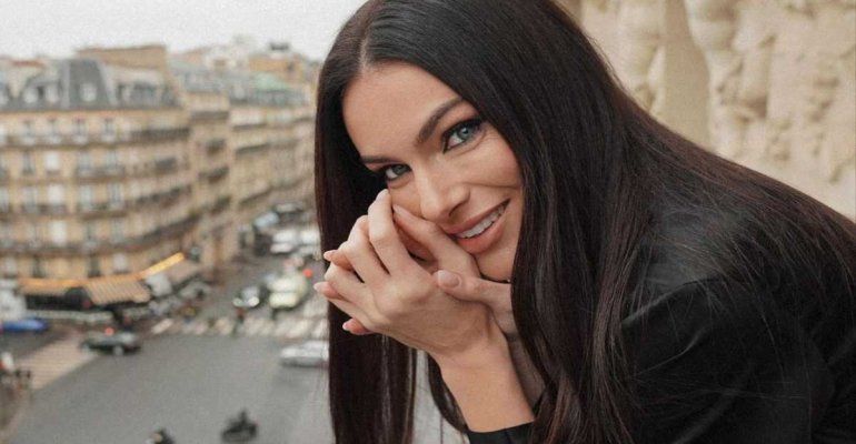 Paola Turani, dolci baci con Riccardo Serpellini: in una nota, l’inizio del loro amore