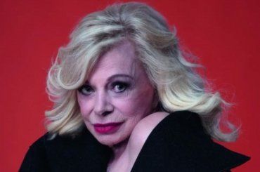 Sandra Milo, le parole del figlio Ciro: “Le ho tenuto la mano mentre ci lasciava”, Caterina Balivo commossa