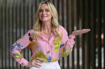 Serena Autieri, sulla neve sceglie la semplicità: il look è unico