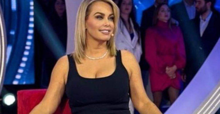 Sonia Bruganelli, quanto costa la collana di oro e diamanti di Cartier: la cifra improponibile (non per lei)