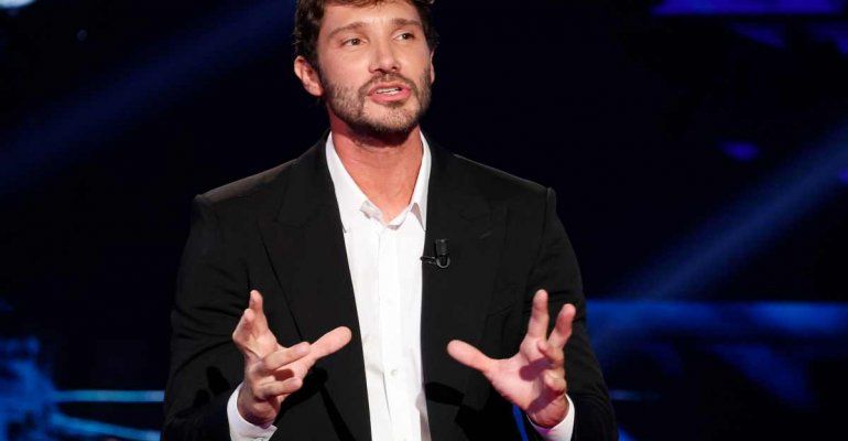 C’è Posta Per Te: Stefano De Martino lascia lo studio senza parole
