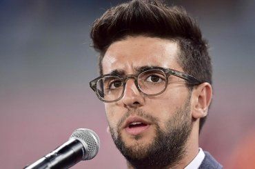 Sanremo, Amadeus annuncia i duetti, avete notato cos’ha fatto Piero Barone?