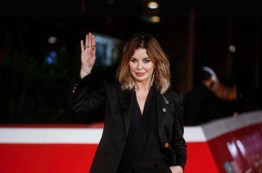 Lo strazio di Alba Parietti dopo il grande lutto: “Mi manca la tua voce“