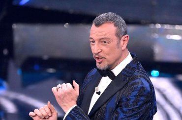 Sanremo, il momento più imbarazzante della seconda serata: “nessuno dimenticherà mai tutto ciò” – VIDEO