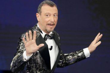 ‘Ditemi che non è vero’, Amadeus annuncia cosa accadrà al Festival e a molti non piace affatto