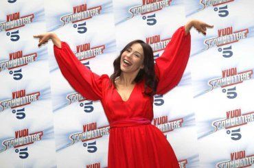 Aurora Ramazzotti e il tutorial a “grande richiesta” : nel mentre Gofredo “Doma la belva..” VIDEO