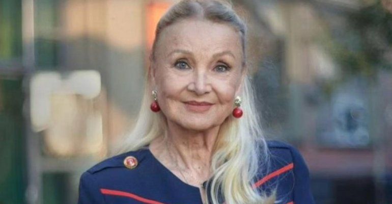 Barbara Bouchet raggirata e costretta a vivere con pochi euro al mese, la cifra irrisoria