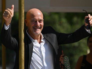 “La vita ti mette davanti a cose inaspettate” Claudio Bisio e il messaggio inatteso