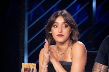 Giulia Stabile dimentica per sempre Sangiovanni, ritrova il sorriso con una persona speciale