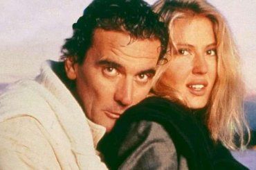 “Ho scritto una lettera a Troisi” lo ha fatto nel momento più tragico . Il racconto