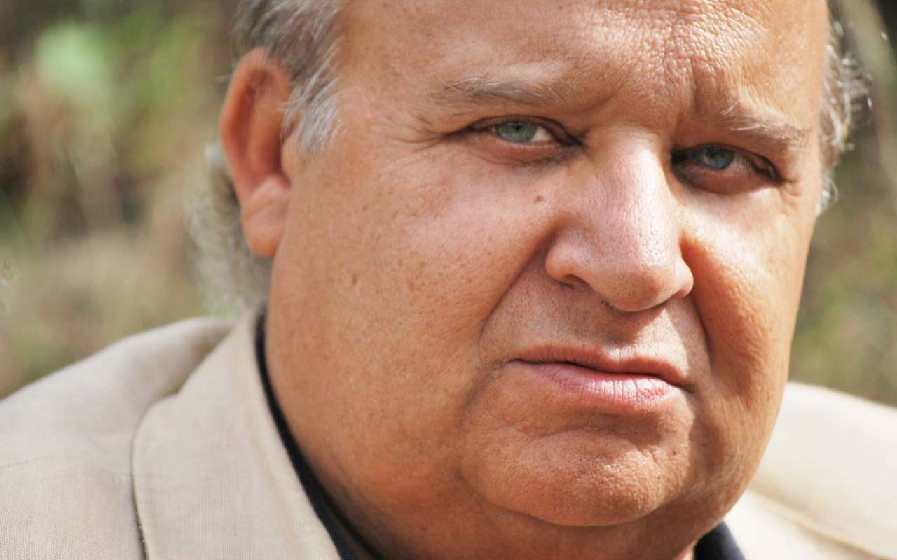 Luis Molteni. Luis Molteni.