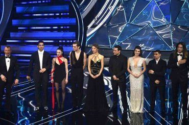 Mare Fuori, un cuore fa scalpore tra i due attori più amati: la FOTO accende il gossip