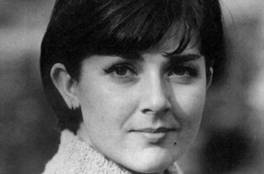 Qui aveva 20 anni, oggi ne ha 80. É una delle donne più amate della tv, l’avete riconosciuta? Quasi nessuno ci riesce