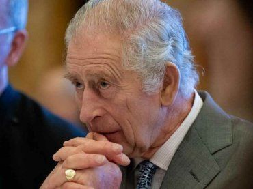 Re Carlo, la profezia di guarigione e le reali condizioni: quello che accade in Gran Bretagna non fa ben sperare