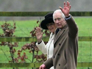 Re Carlo rassicura i sudditi, prima uscita pubblica dopo l’annuncio del cancro