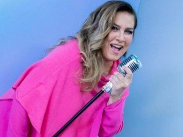 Romina Power torna il sorriso , l’amore per lei vince su tutto: la FOTO piena di “passione”