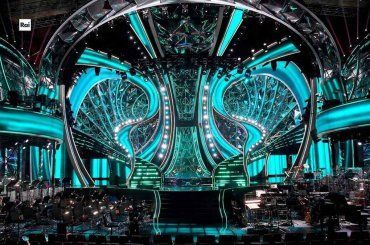 Sanremo 2024, la scaletta della quarta serata: cantanti in gara, ospiti e conduttrice