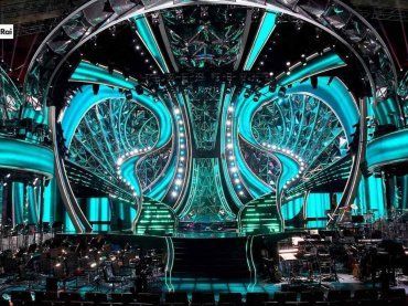 Sanremo 2024, la scaletta della quarta serata: cantanti in gara, ospiti e conduttrice