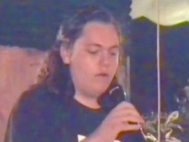 Era il 1996, all’epoca un ragazzino, oggi è un cantante di fama internazionale: chi è ?