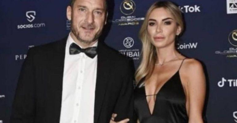 Noemi Bocchi e Totti, il momento è troppo intimo e lei lo rovina: ora lo sanno tutti