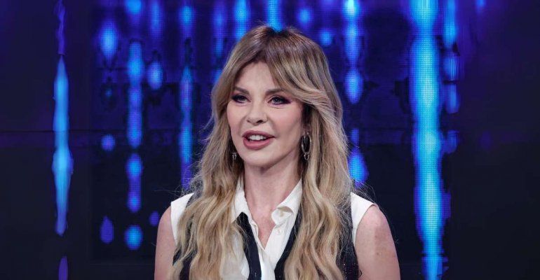 Alba Parietti svela i dietro le quinte di Sanremo, litigi e retroscena rivelati a ‘La vita in diretta’