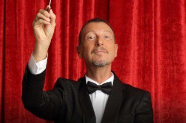 Paura in Rai, Amadeus verso l’addio? Il migliore amico “spilla” la verità