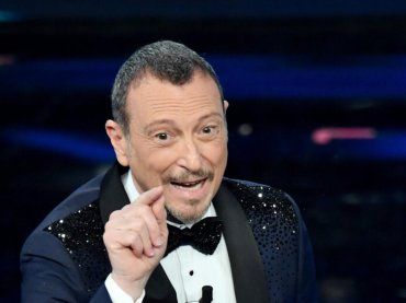 ‘Ruota di scorta della Rai’, sconvolgente verità su Amadeus. Solo ora veniamo a conoscenza di tutto – VIDEO