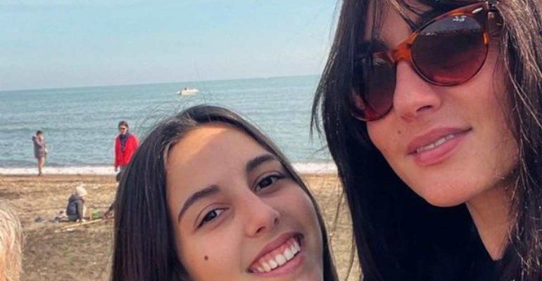 Momento indimenticabile per Ambra Angiolini e la figlia Jolanda Renga