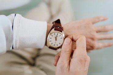 Ora legale: ritorna l’orario estivo, ecco quando è necessario sistemare gli orologi