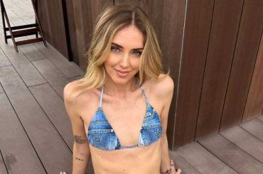 Chiara Ferragni ritrova il sorriso a Dubai, gli haters attaccano: “Essere vicina a te vuol dire sposarsi tutti”