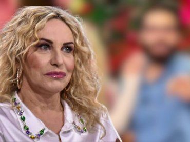 Biagiarelli non è in trasmissione e la Clerici confessa “Abbiamo preso strade diverse”