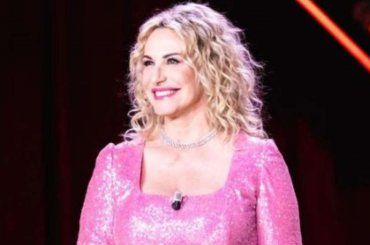 Antonella Clerici felicissima per l’imminente matrimonio, un evento così lo attende tutta Italia – VIDEO