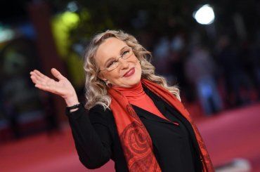 Eleonora Giorgi affronta la battaglia contro il tumore, i figli rompono il silenzio dall’ospedale