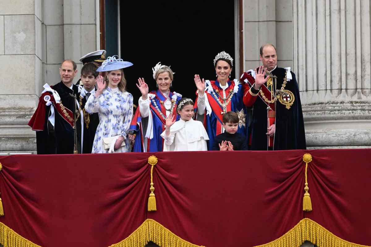 Famiglia Reale britannica crisi a windsor