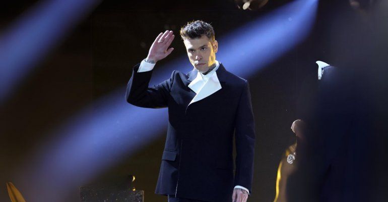 Nuovo Tapiro a Fedez, chiarimenti su Muschio Selvaggio e la polemica del bacio a Parigi