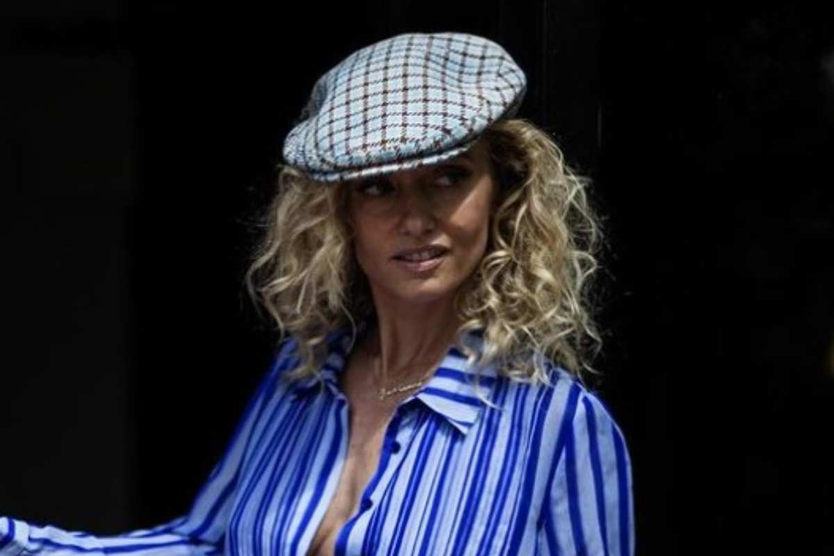 Justine Mattera Bella Pi Che Mai Sei Come Il Vino FOTO Justine Mattera Bella Pi Che Mai Sei Come Il Vino FOTO