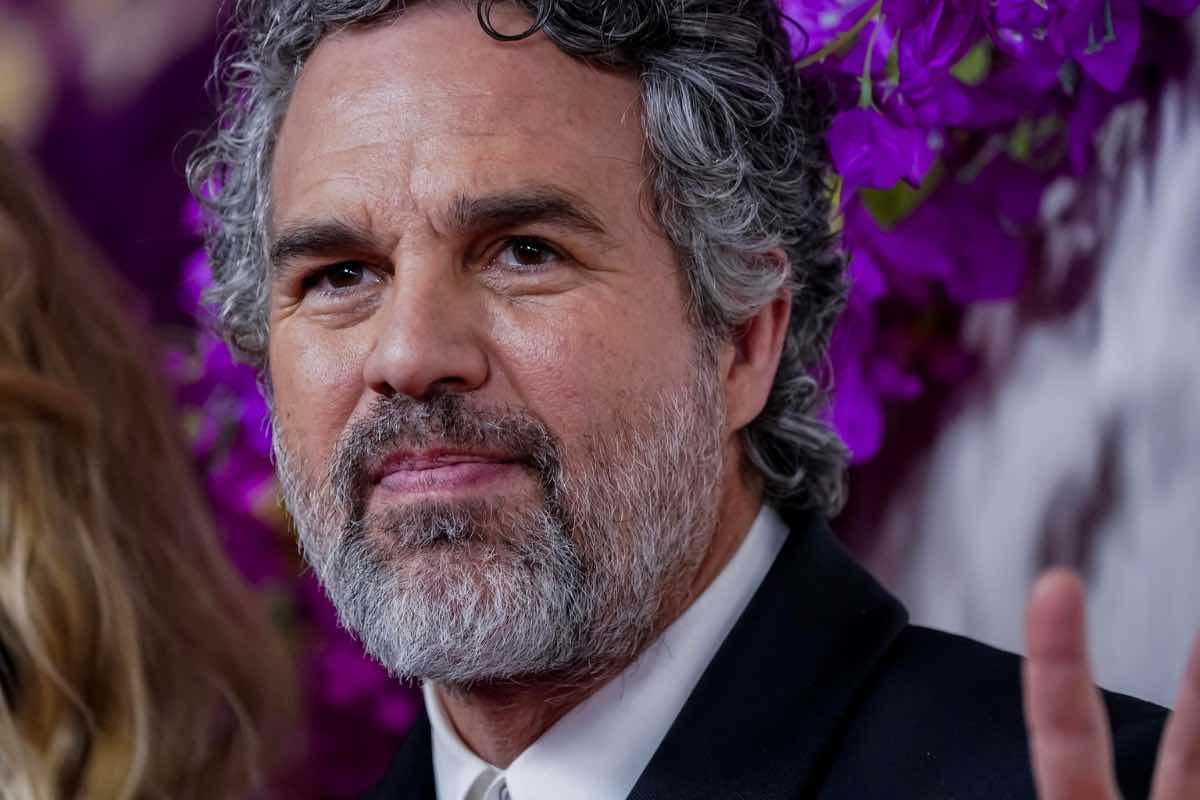 Mark Ruffalo spilla rossa