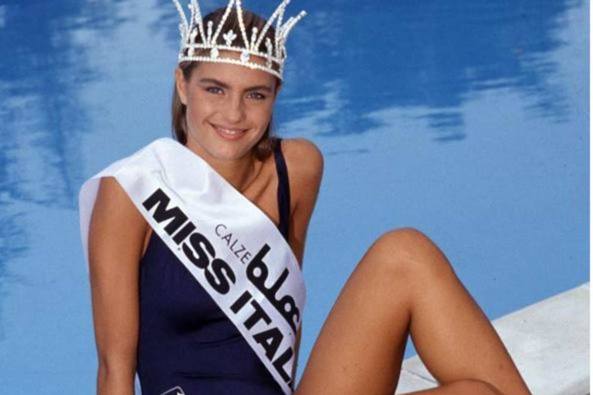 Martina Colombari giovane