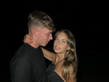 Melissa Monti, la foto in macchina di sera fa pensare: con chi era la fidanzata di Cristian Totti?