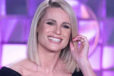 “Lo ha fatto per la prima volta” La confessione arriva da Michelle Hunziker