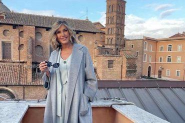 Myrta Merlino: passione a mezzanotte, non riesce a resistergli