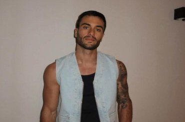 “Ti è mai successo sul divano?” PierPaolo Pretelli lo spiega così . VIDEO