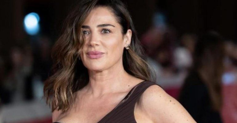 Luisa Ranieri in ‘Lolita Lobosco 3’, chi è l’attrice più amata degli ultimi tempi