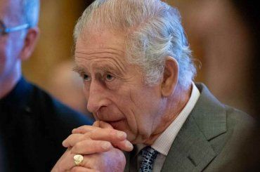 Il maggiordomo di Re Carlo confessa tutti i segreti dei Windsor: i Reali tremano