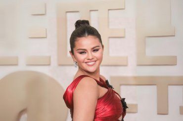 Selena Gomez lotta per l’autostima e la bellezza interiore, le preziose lezioni che tutti dovremmo imparare