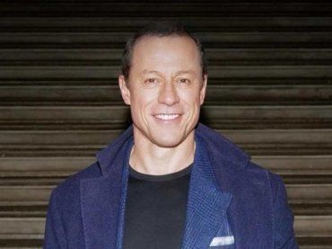 Stefano Accorsi non ci sta e sbotta: “Cambia proprio l’approccio” – VIDEO