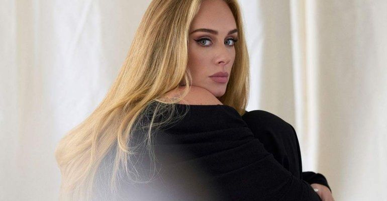 Adele a Las Vegas dimentica le parole di “Rolling in the Deep”: la sua reazione stupisce tutti
